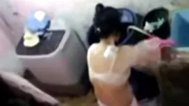 L'uomo ha fatto lesb ...