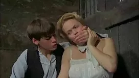 Ragazza video porno  ...