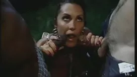Abito nero, mamme ma ...