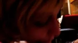 Ragazza carina porno ...