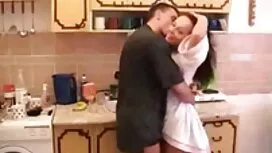 Gloria dà un ragazzo ...