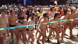 Le ragazze si lavano ...