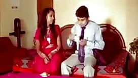 Una rosa pelosa raga ...