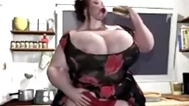 Grasso e fidanzata p ...