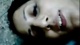 Asiatico sottile abi ...