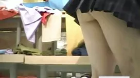 La ragazza nella don ...